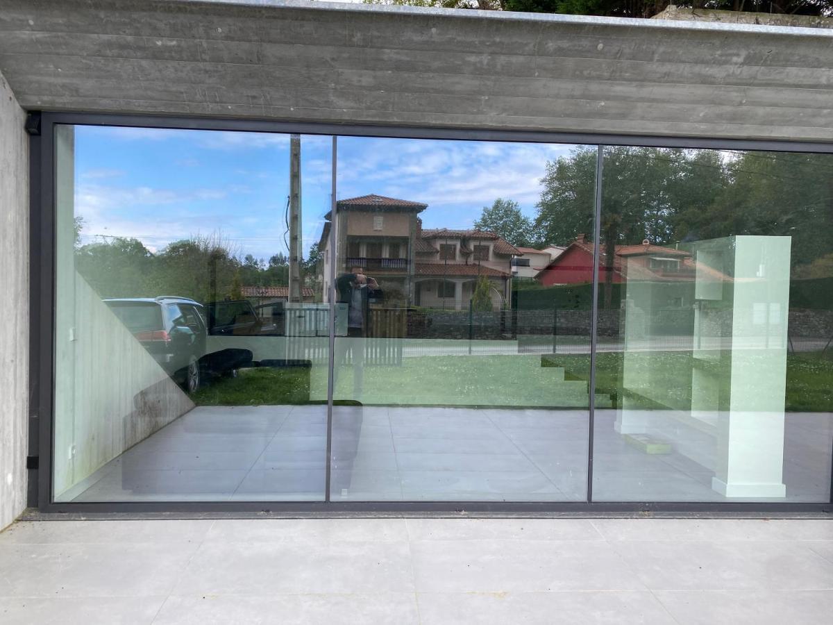Villa La Casa De Hierba - De Diseno Con Jardin Y Wifi Cerca De Playas De *