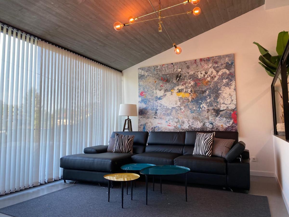 Villa La Casa De Hierba - De Diseno Con Jardin Y Wifi Cerca De Playas De
