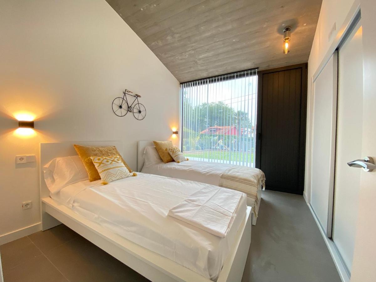 La Casa De Hierba - De Diseno Con Jardin Y Wifi Cerca De Playas De *